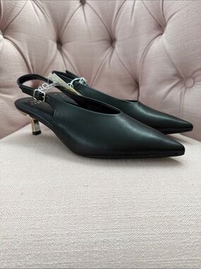 Classic Black Pointed Slingback Pumps - Elegant Women's Heels